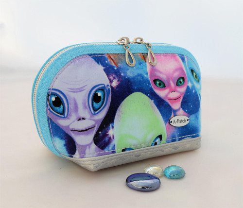 Toaletní taštička - UFO — foto 3