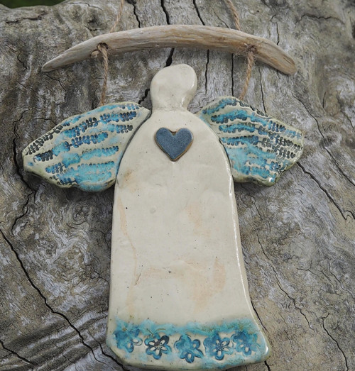 Anděl v tyrkysové a driftwood — foto 4