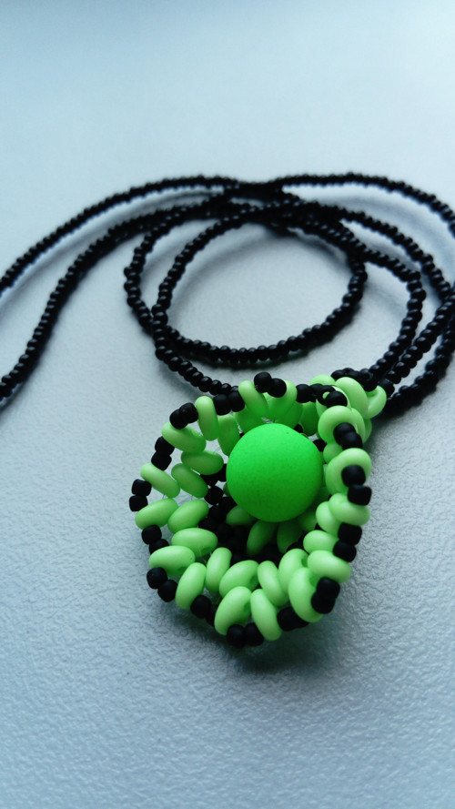 Náhrdelník UV Pearl Green — foto 4