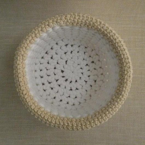 Háčkovaný košík - 12 cm — foto 4