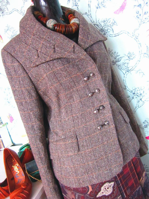 Sako tweed v dandy stylu — foto 3