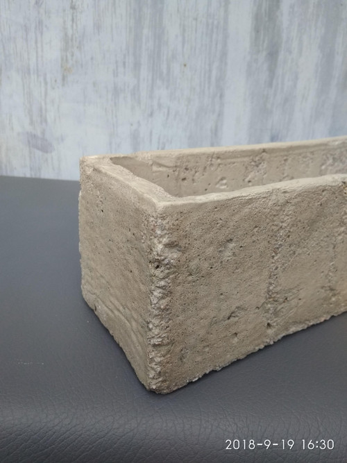 Betonový květináč — foto 5