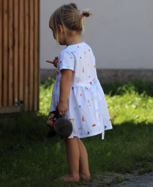Šatečky (vel.92) — foto 2