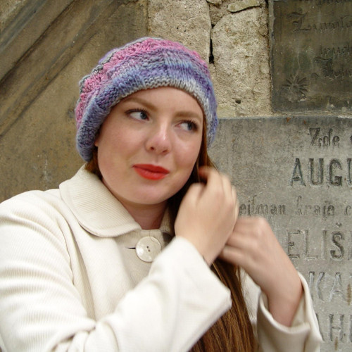 OKOLO HRADIŠTĚ čepice hučka — foto 2