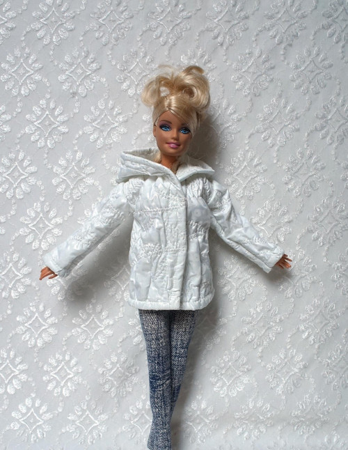 Prošívaná bunda + legíny — foto 2