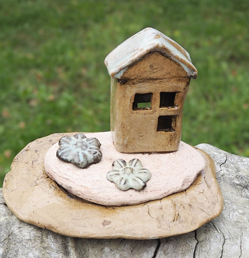 Small lonely house — foto 4