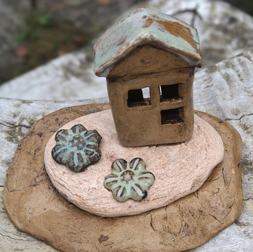 Small lonely house — foto 5