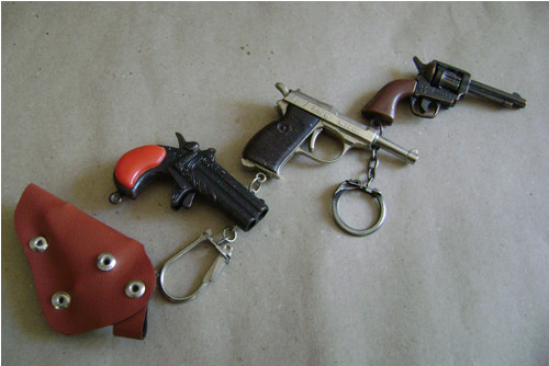 Tři miniaturní pistolky — foto 2