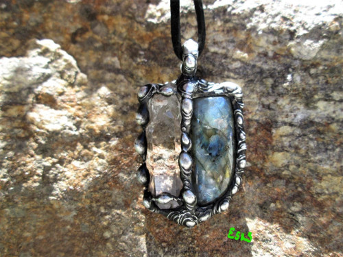 Šperk ,, Mystic " — foto 2