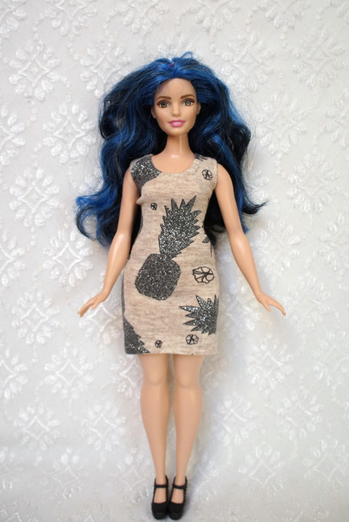 Šaty pro Barbie - curvy - baculku — foto 2