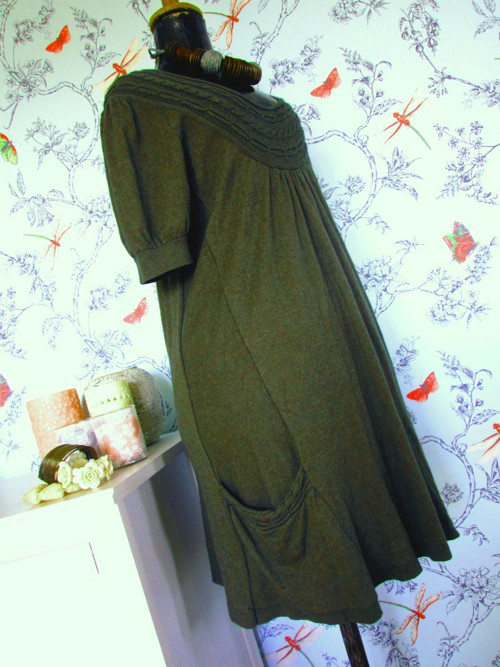 Šaty olivka "zástěrka" — foto 3