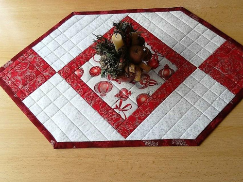 Vánoční běhoun stříbrný — foto 2