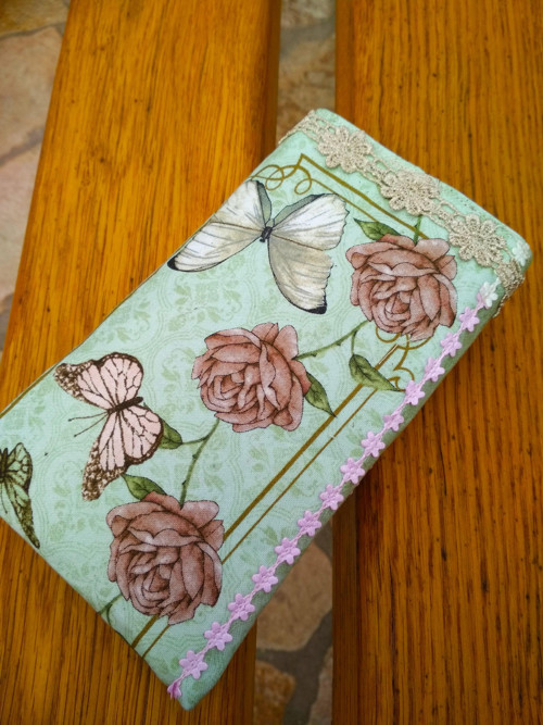 Obal na mobil BUTTERFLIES :-) — foto 2