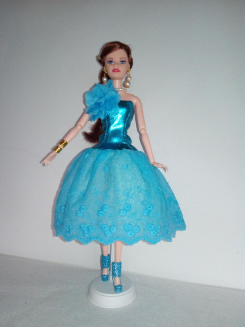 Šaty pro Barbie — foto 4