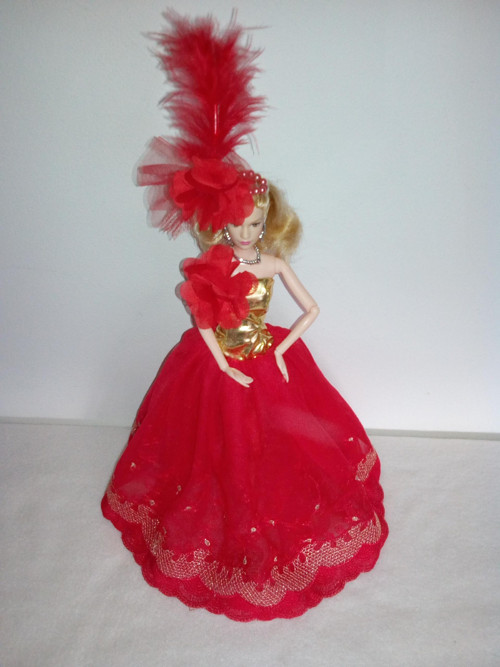 Šaty pro Barbie — foto 2