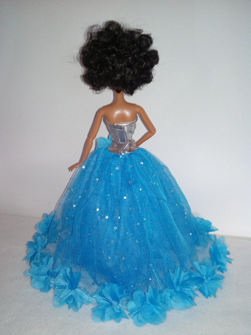 Šaty pro Barbie — foto 3