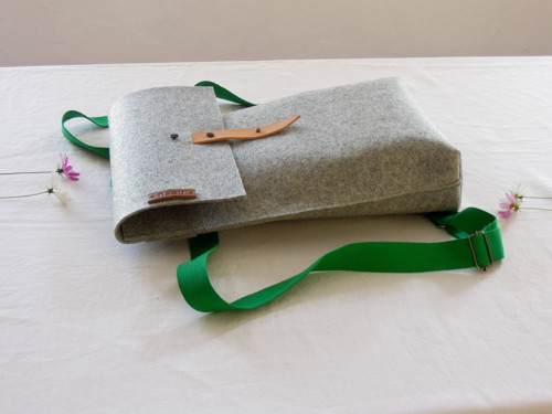 Batoh Bright green straps — foto 3
