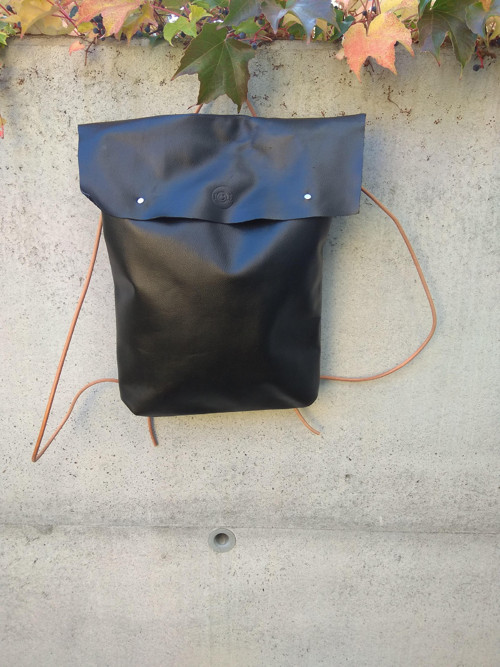 Black minimal bag/backpack — foto 5