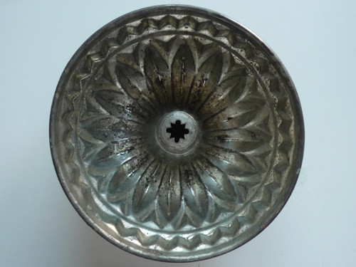 Měděná forma na bábovku (průměr 21,5 cm) — foto 2