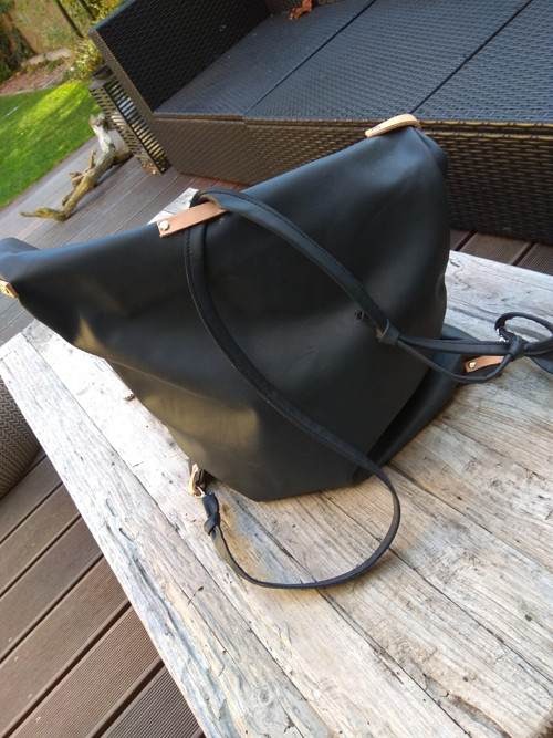 Black crossbody/backpack — foto 3