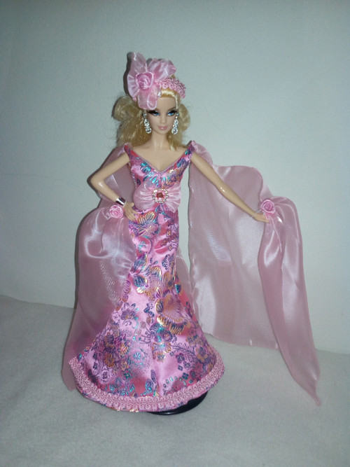 Šaty pro princeznu Barbie — foto 4