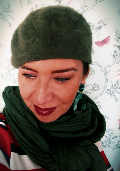 Baret huňatý v khaki — foto 2