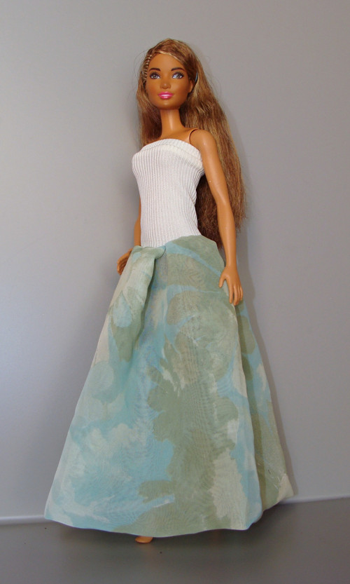 Barbie - Dlouhé zelenomodré šaty — foto 3