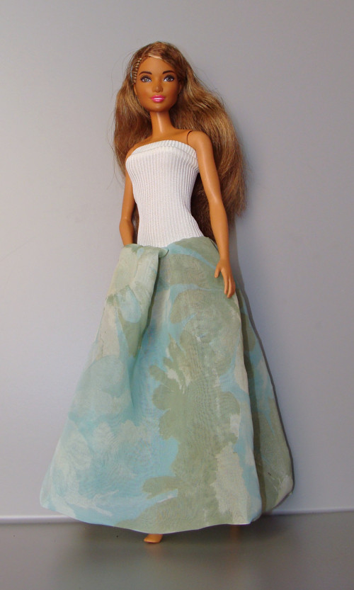 Barbie - Dlouhé zelenomodré šaty — foto 5