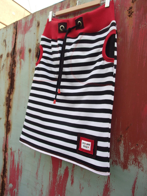 BlackRedWhite — foto 2