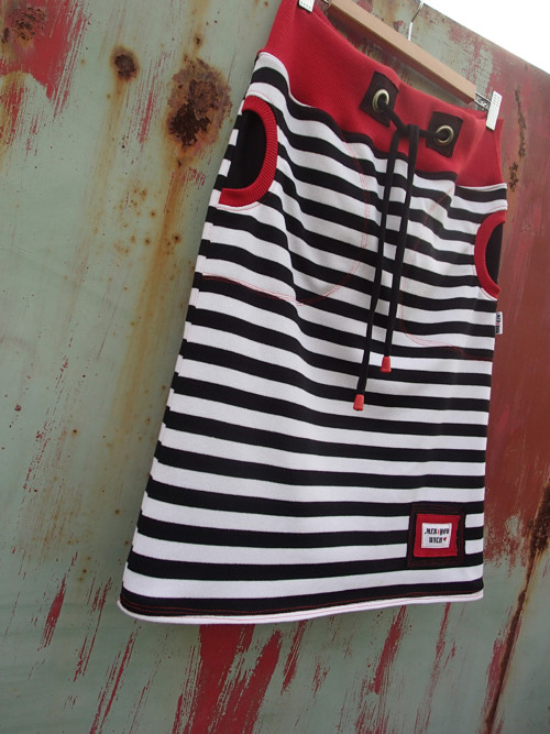 BlackRedWhite — foto 3