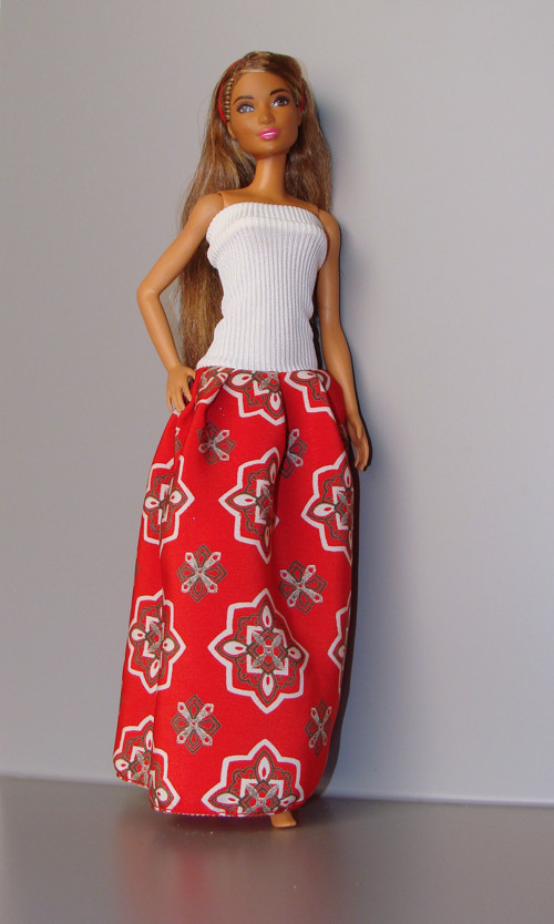 Barbie - Červenobílé šaty — foto 4