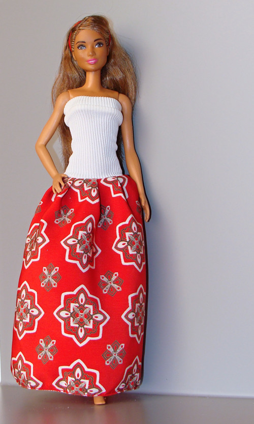 Barbie - Červenobílé šaty — foto 5