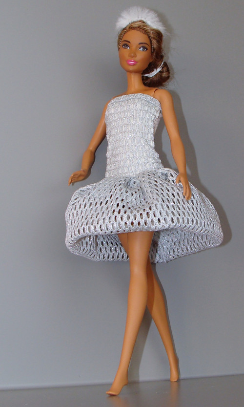 Barbie - Stříbrné baletní šaty — foto 5