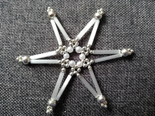 Perličková hvězdička 6,5 cm — foto 2
