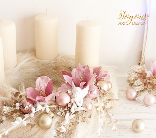 Něžný adventní kožešinový věnec — foto 2