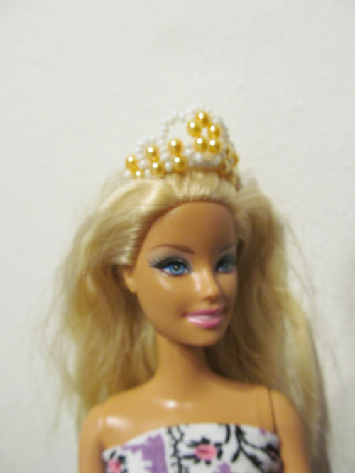 Čelenka pro Barbie - žlutá — foto 2