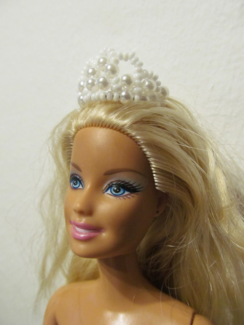 Čelenka bílá pro Barbie — foto 3