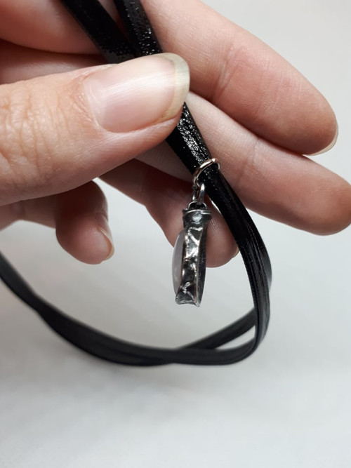 Růženínový choker — foto 4