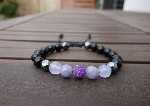 Fialové minerály a obsidián — foto 4