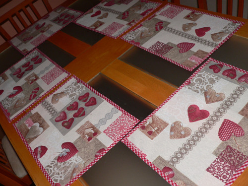 Prostírání červené srdce — foto 2