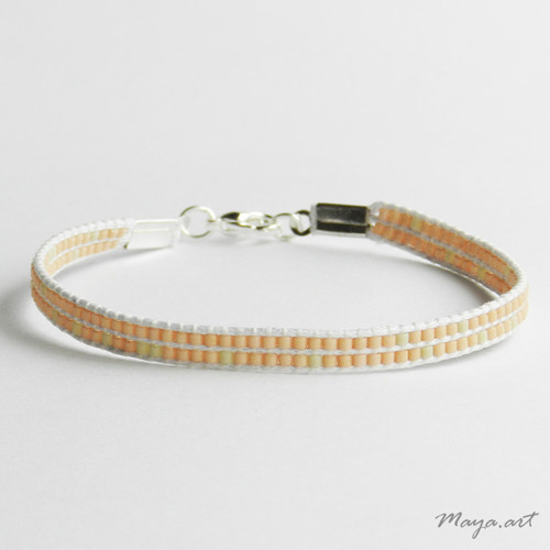 Bílooranžový náramek WEAVED BRACELET — foto 2