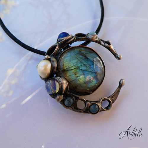 Mysterious Moon - výběrový labradorit — foto 2