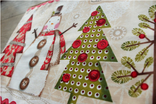 Běhoun Holiday Stitches — foto 2