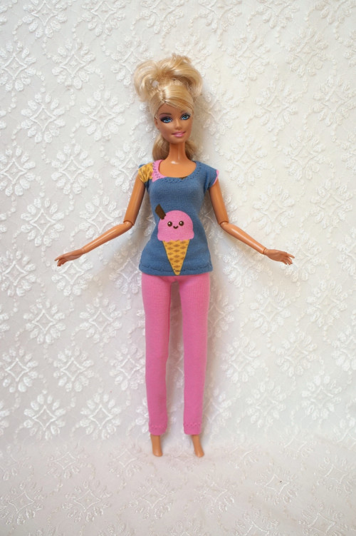 Komplet pro Barbie — foto 2