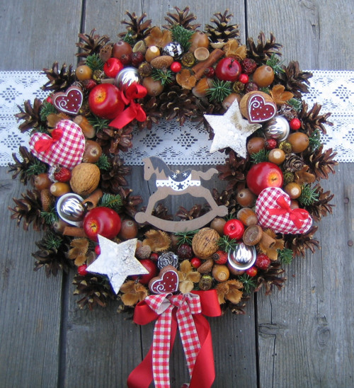 Adventní věnec s koníkem.. — foto 2