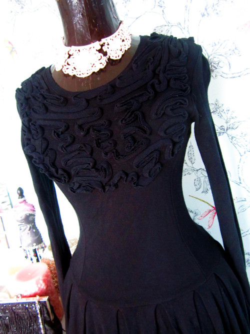 Little black dress — foto 2