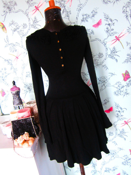 Little black dress — foto 4