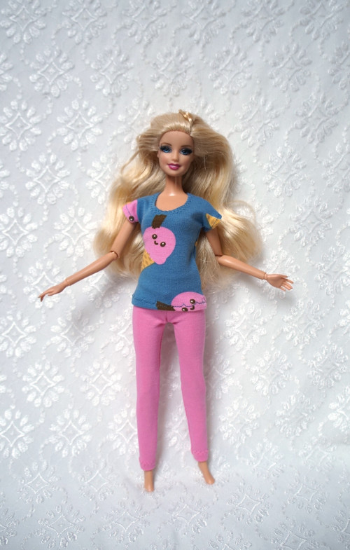 Komplet pro Barbie — foto 2