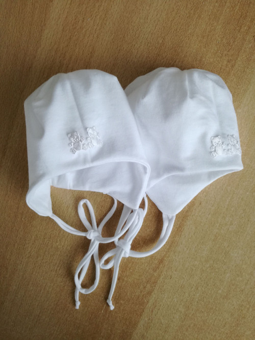 Kojenecká čepička — foto 2