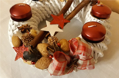 Adventní věnec z papíru — foto 3
